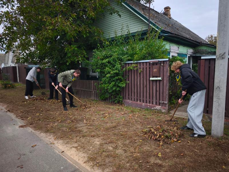 Не только учеба: рогачевские школьники – верные помощники спасателей