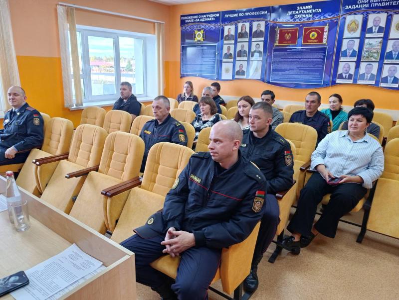 Работников охраны подковали в вопросах семейных ценностей