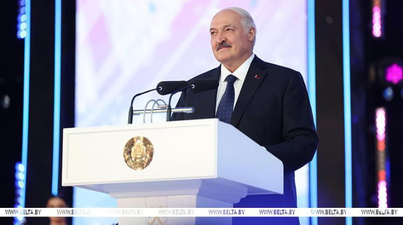 "Зеркало истории суверенной Беларуси". Лукашенко о 35-летии фестиваля "Славянский базар в Витебске"