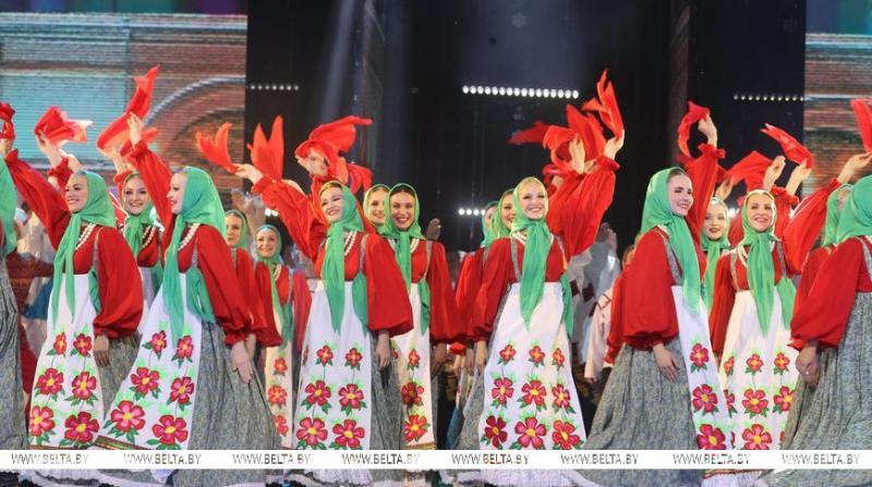 Ледовая феерия в Летнем амфитеатре, паспорт фестиваля. Чем запомнился "Славянский базар - 2021"