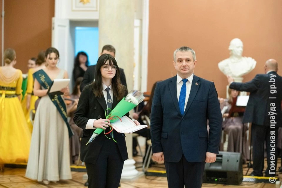 Рогачевская школьница получила премию Гомельского облисполкома