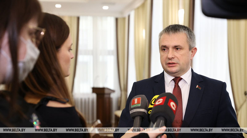 Гомельский облсовет утвердил в должности председателя облисполкома Ивана Крупко