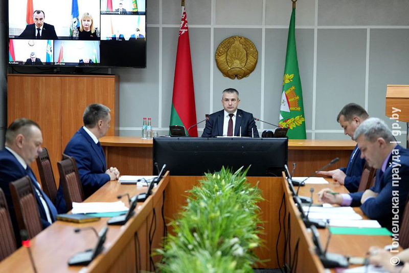 Кадровый день в облисполкоме: новый руководитель Рогачевского МКК и главврач Рогачевской ЦРБ