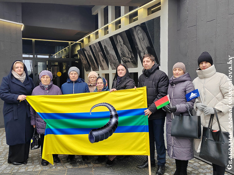 80 лет со дня освобождения узников концлагеря "Озаричи". Рогачевцы приняли участие в митинге-реквиеме