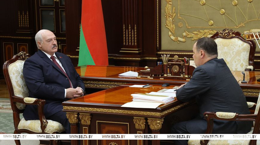 Доклад премьера, "приземление" концепции, профсоюзные дела и Лукашенко в Дзержинске. Итоги недели Президента