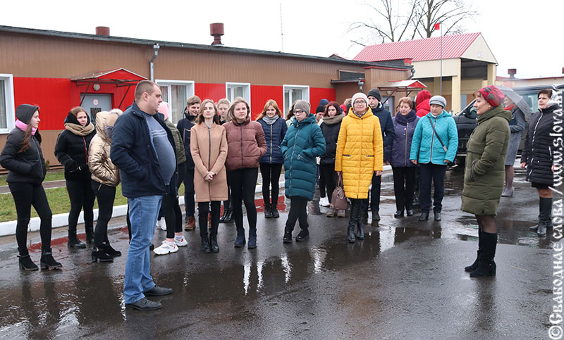 Учащихся агроклассов пригласили в передовое хозяйство Рогачевщины