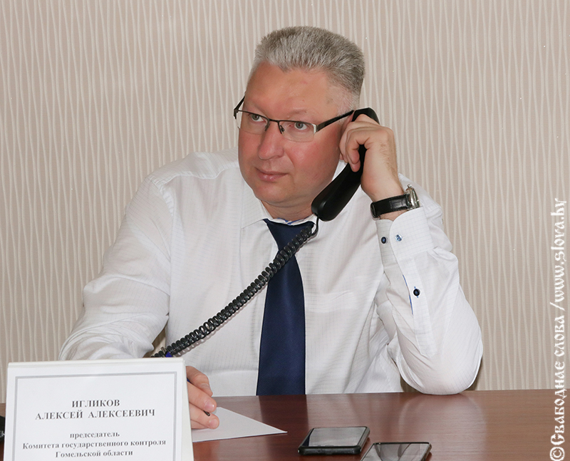 С какими вопросами рогачевцы обратились за помощью к председателю областного КГК Алексею Игликову?
