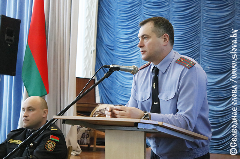 Воспитание в семье или школа справится?