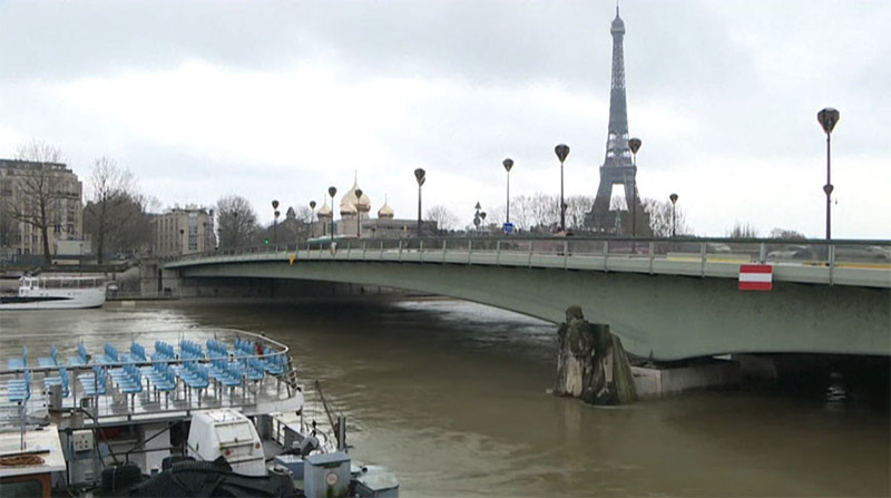 Зимнее ненастье накрыло Европу