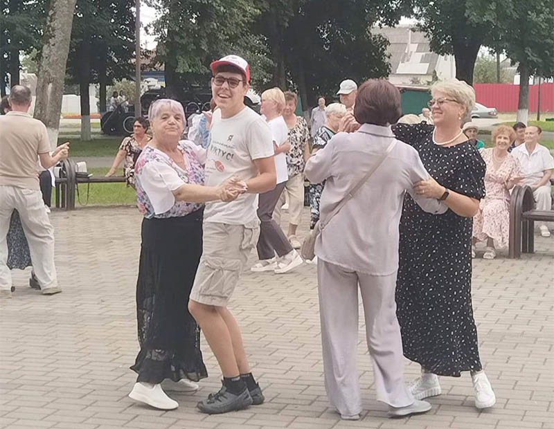 «Серебряная дискотека»  в Рогачеве