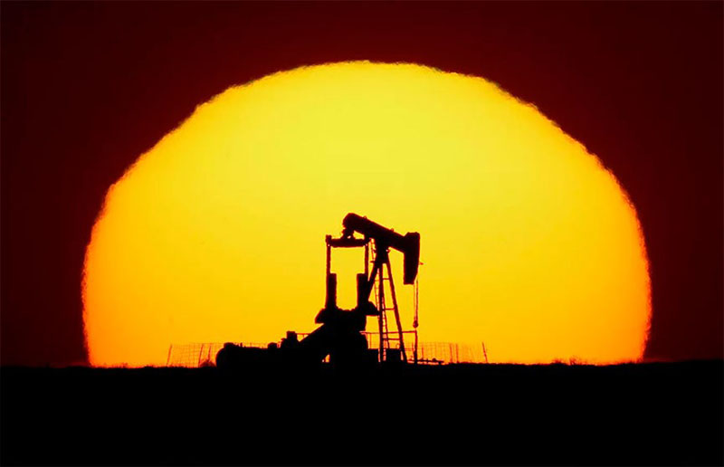 Мировые цены на нефть снова обвалились