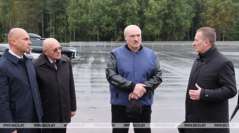 Лукашенко о реконструкции "Хатыни": все должно быть надежно, для людей