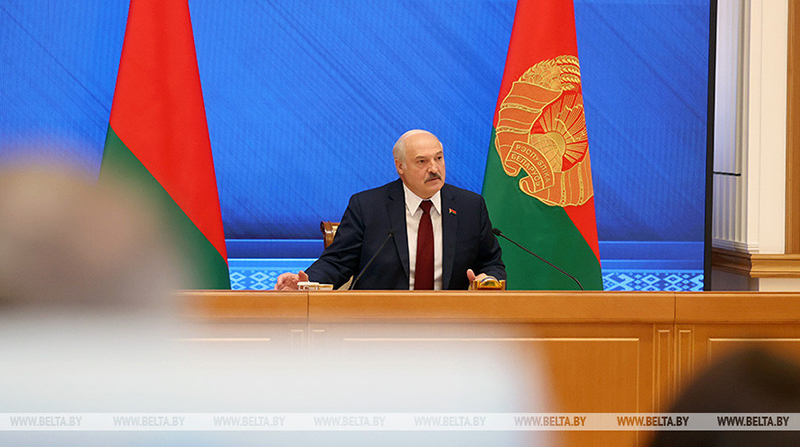 Лукашенко: Беларуси удалось не допустить начала новой мировой войны