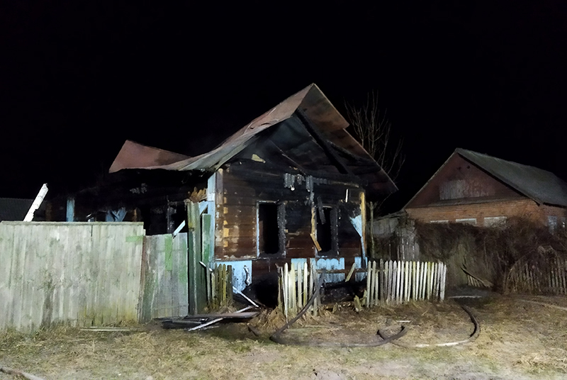 В Рогачевском районе на пожаре погиб мужчина