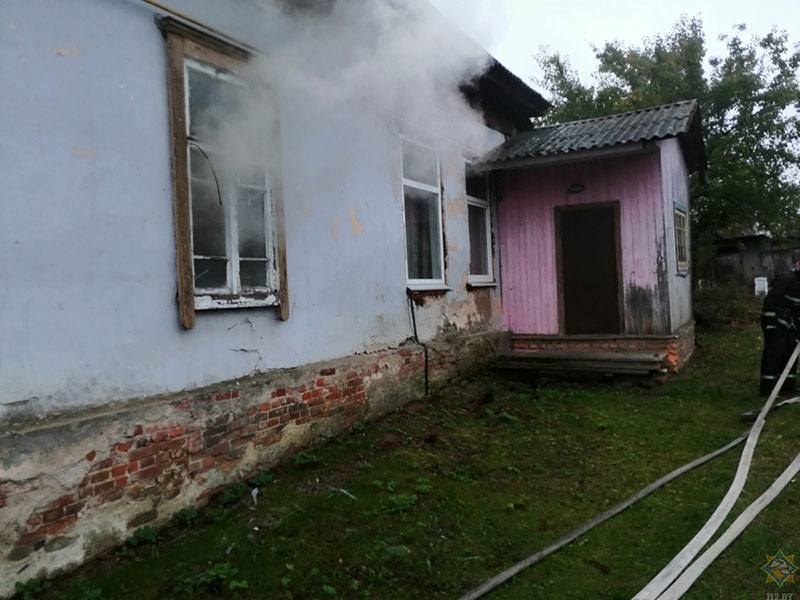 В Рогачеве на пожаре из-за курения погиб горожанин