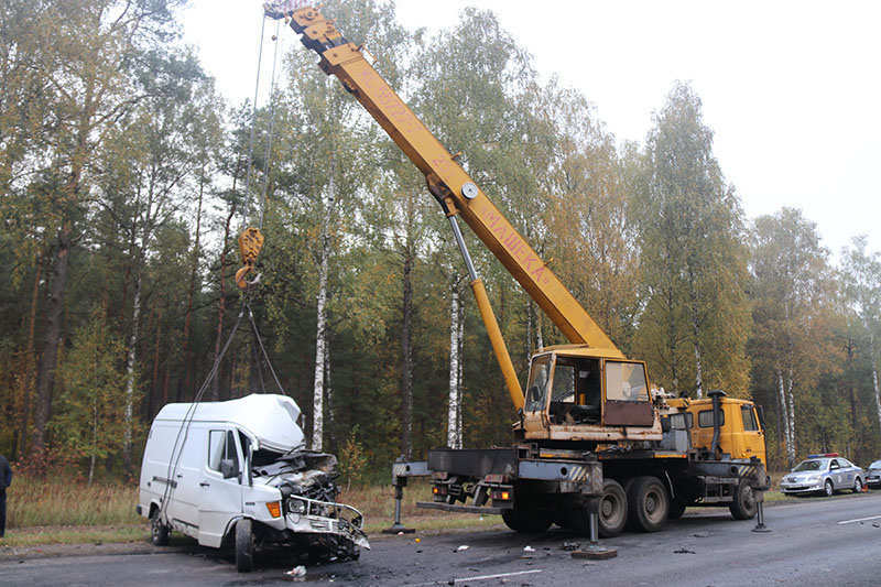 В ДТП под Рогачёвом погиб водитель микроавтобуса