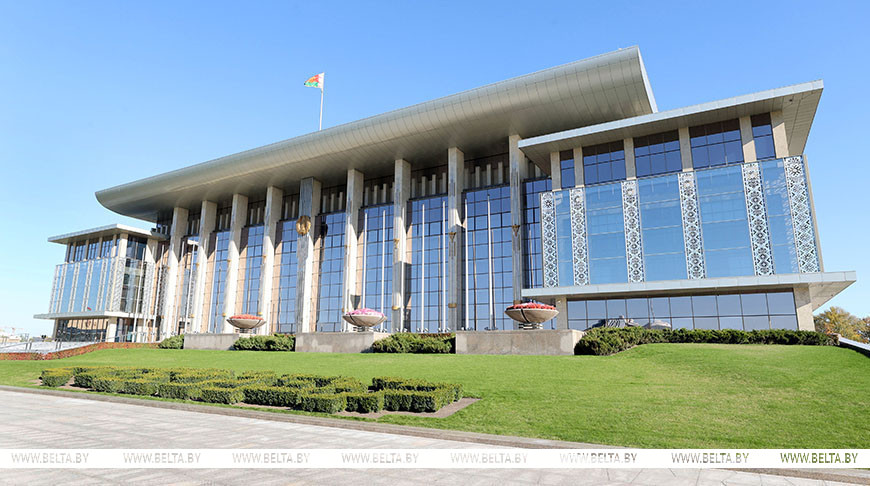Лукашенко намерен спросить с правительства за "шалости" в вопросе справедливого ценообразования