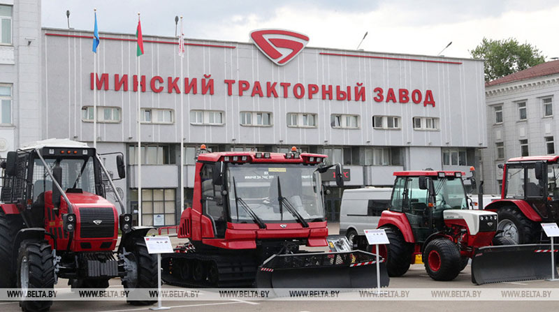 Лукашенко посещает сегодня Минский тракторный завод