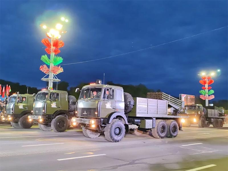 Мощно и величественно: рогачевцы стали зрителями военного парада в Минске
