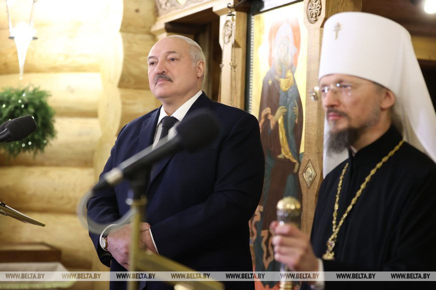 ПОЛНАЯ ВЕРСИЯ! Лукашенко в Рождество: Я буду делать всё, чтобы наша Беларусь жила в мире и согласии!