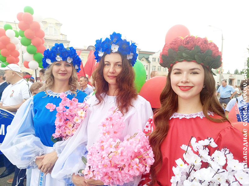 Рогачевцы празднуют День Независимости Республики Беларусь, 82-ю годовщину освобождения нашей страны от немецко-фашистских захватчиков, День города Рогачева (фоторепортаж)