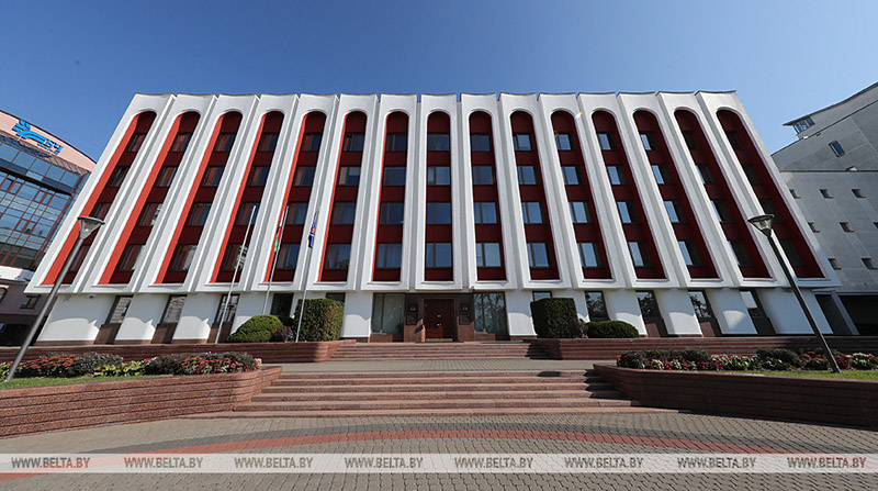 Беларусь предложила части украинских дипломатов покинуть страну
