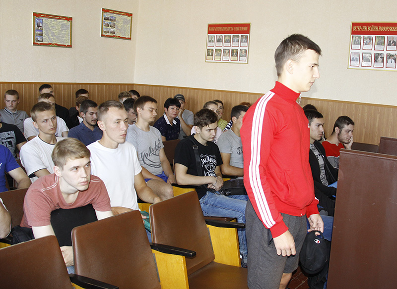Два месяца ареста, или Как рогачёвский  уклонист преподал призывникам «урок»