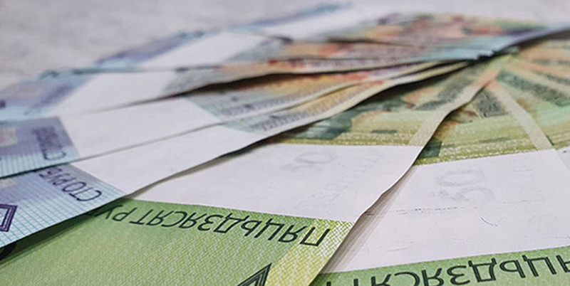С 1 апреля у некоторых белорусов увеличится зарплата: о ком речь