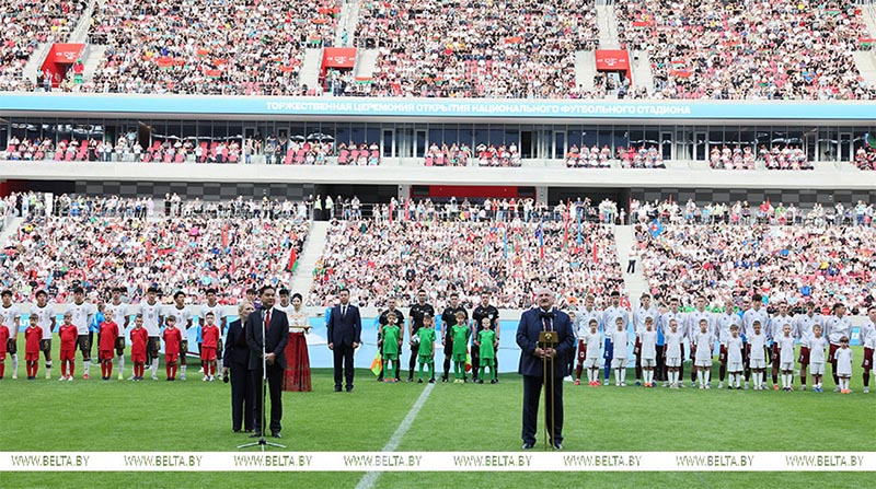 Лукашенко: Национальный футбольный стадион будет символом крепкой белорусско-китайской дружбы