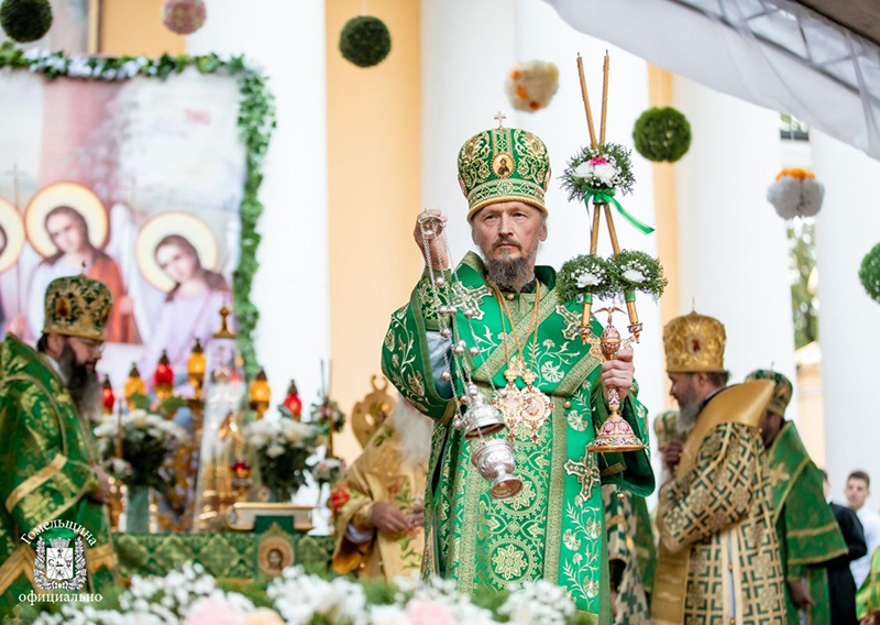 В Гомеле отпраздновали 200-летие освящения собора святых первоверховных апостолов Петра и Павла