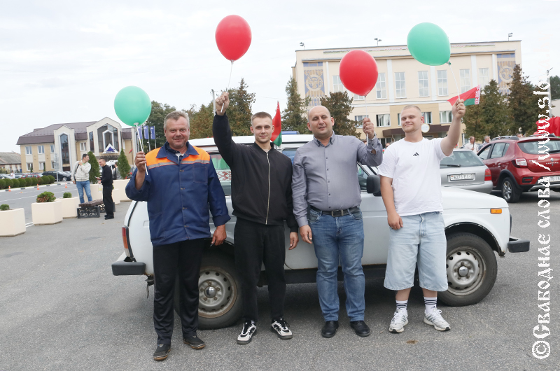 «Код единства»: Рогачев накрыла волна патриотического автодрайва