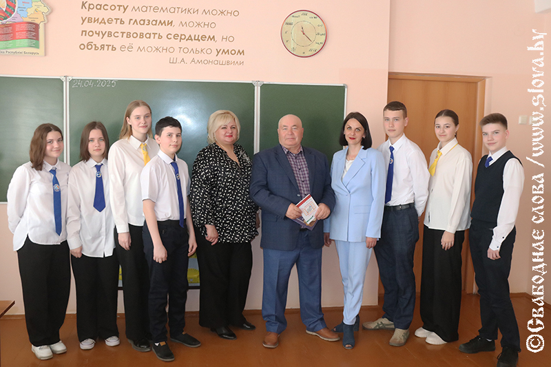 О выборе, силе слова и Великой Победе: в СШ № 5 журналисты встретились с будущими коллегами